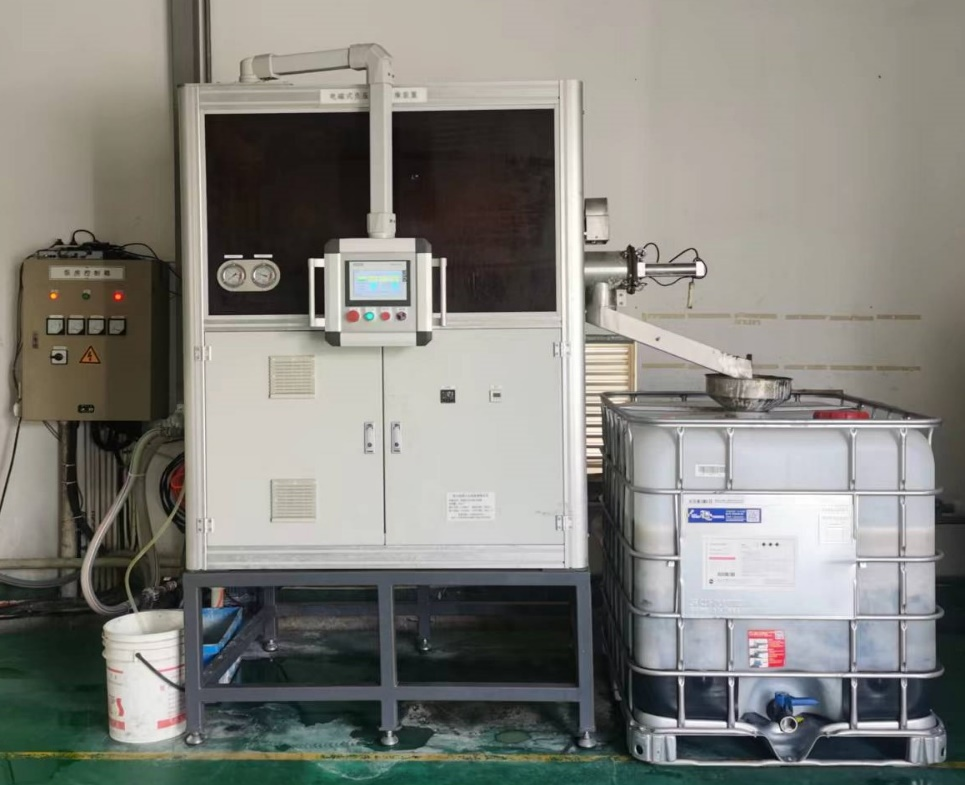 阿克苏某机械有限公司ZQ-JJ-0.5T蒸汽低温结晶蒸发设备乳化液案例